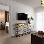 Elakati Luxury Boutique - Adults Only 호텔 3*
